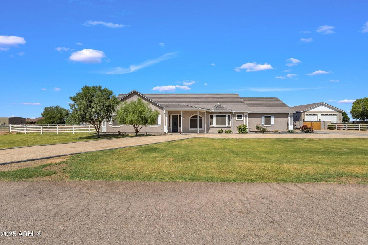 36930 N Wyatt Dr., San Tan Valley, AZ 85140