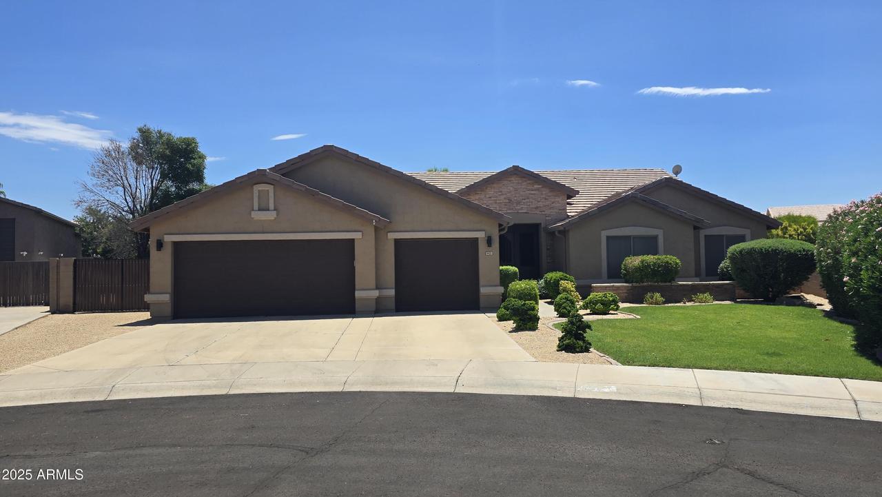 8421 W Melinda Ln., Peoria, AZ 85382