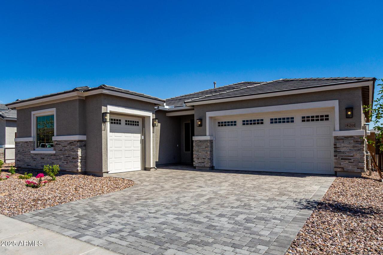 18201 W Ashley Dr., Goodyear, AZ 85338