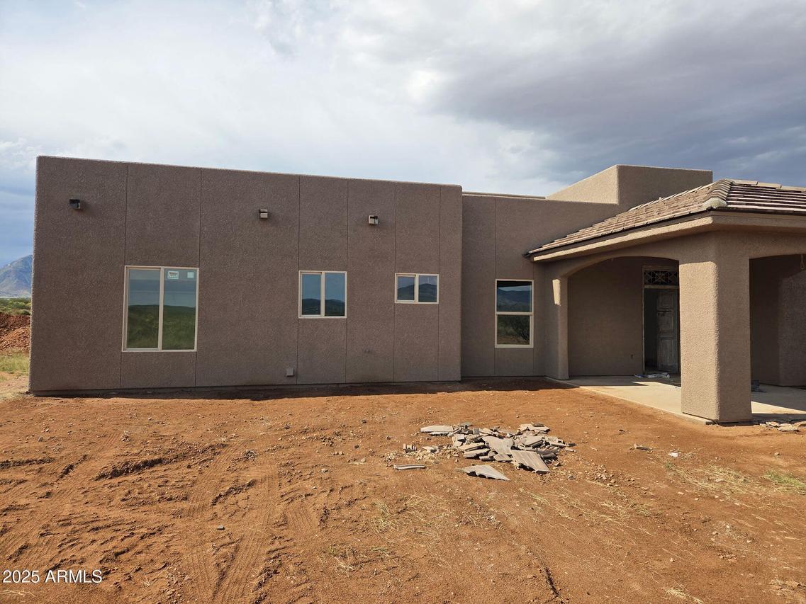 10042 La Tierra Roja Dr., Hereford, AZ 85615
