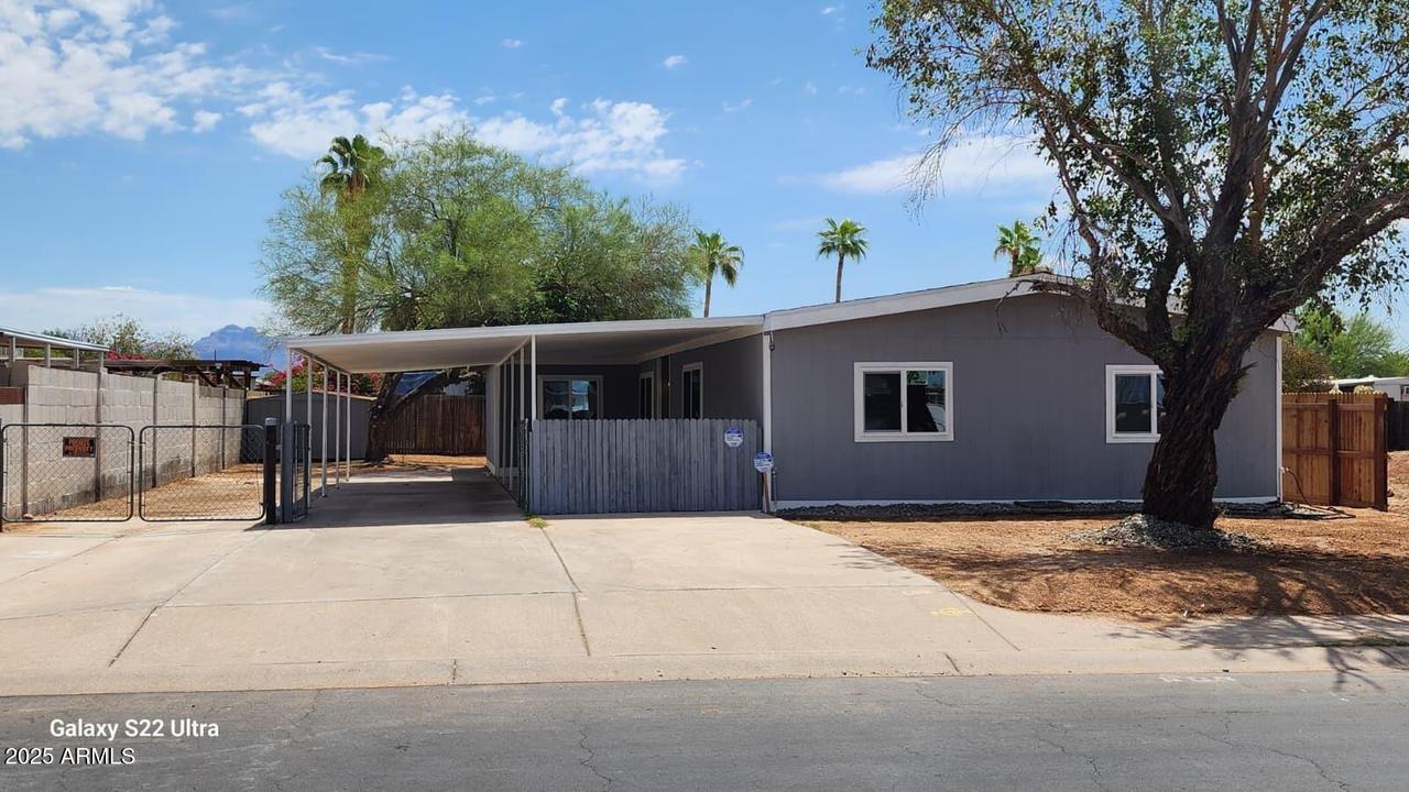 151 N 88th Pl., Mesa, AZ 85207