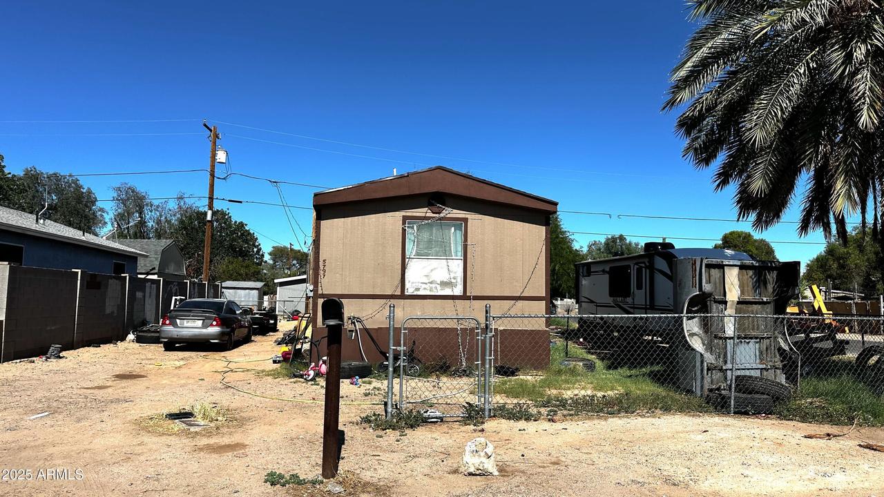 5797 N Dahlia St., Casa Grande, AZ 85122