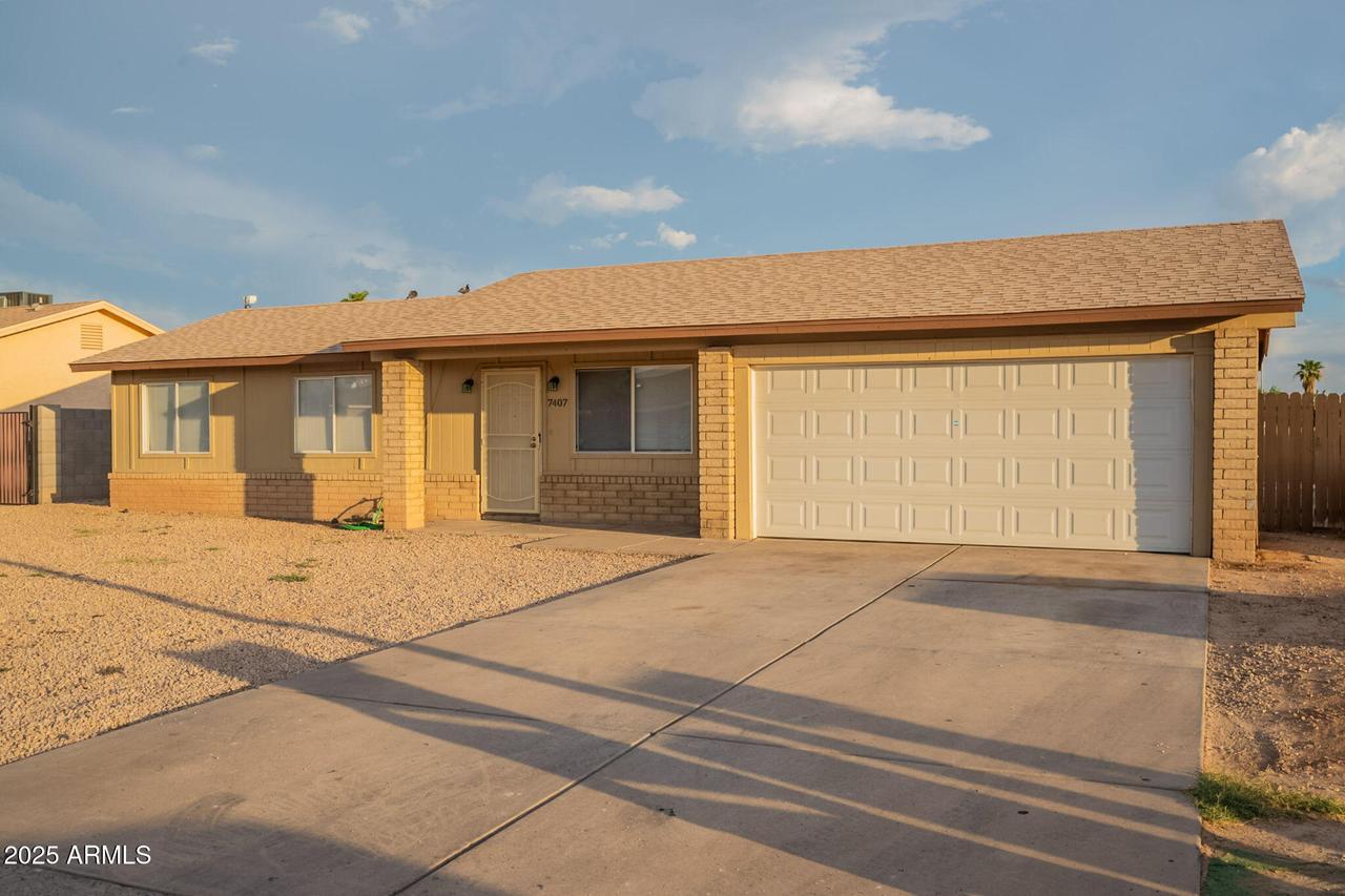 7407 W Mountain View Rd., Peoria, AZ 85345