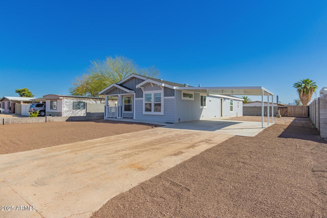 18221 N 2nd Pl., Phoenix, AZ 85022