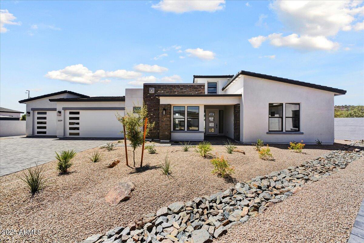3329 W Desert Dawn Dr., Phoenix, AZ 85083