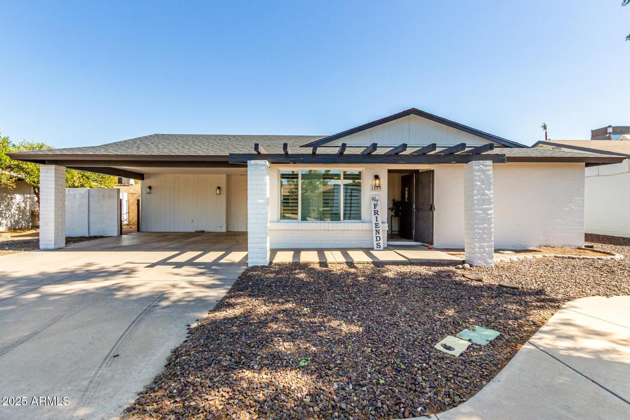 2409 W Javelina Ave., Mesa, AZ 85202