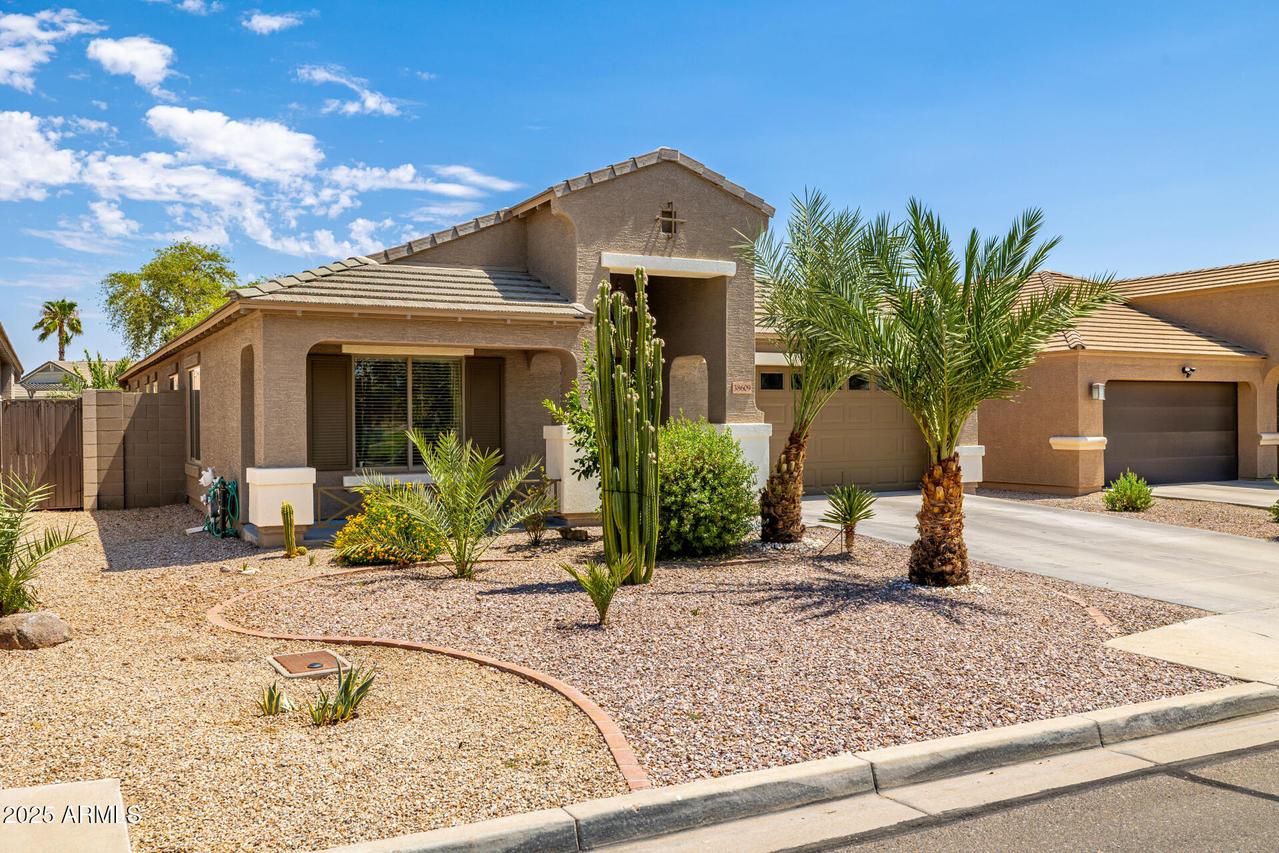 38609 N Carolina Ave., San Tan Valley, AZ 85140