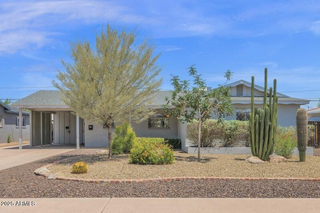 7240 E Garfield St., Scottsdale, AZ 85257