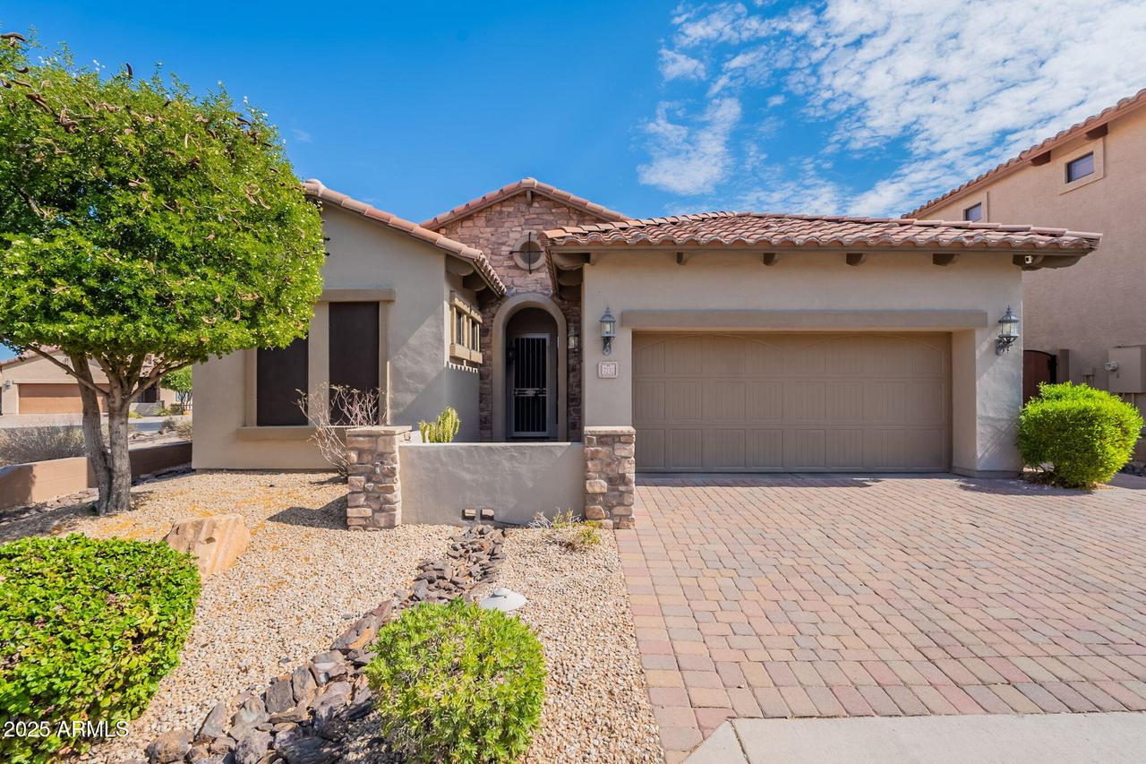 7232 E Nance St., Mesa, AZ 85207