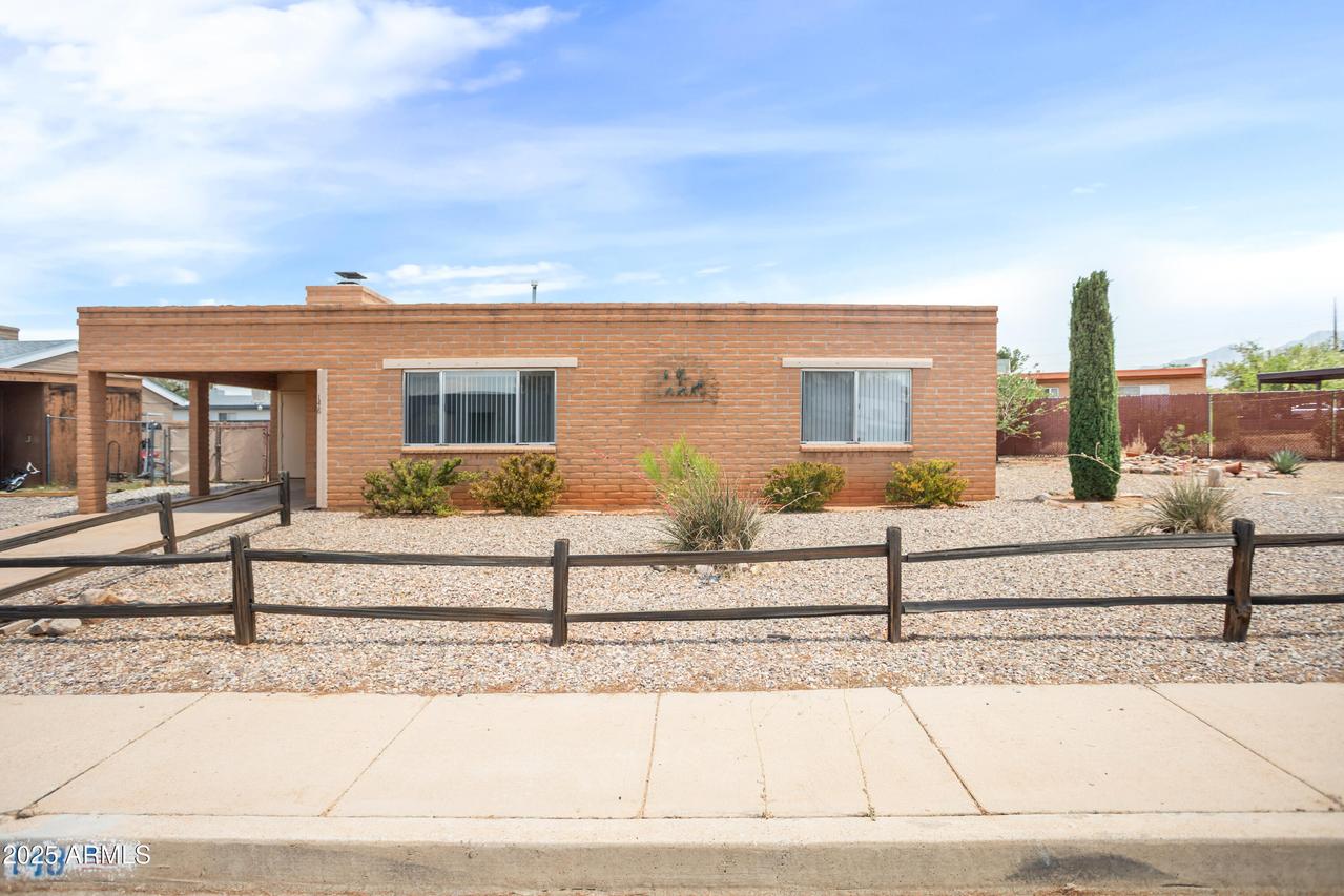 148 Highland Dr., Sierra Vista, AZ 85635