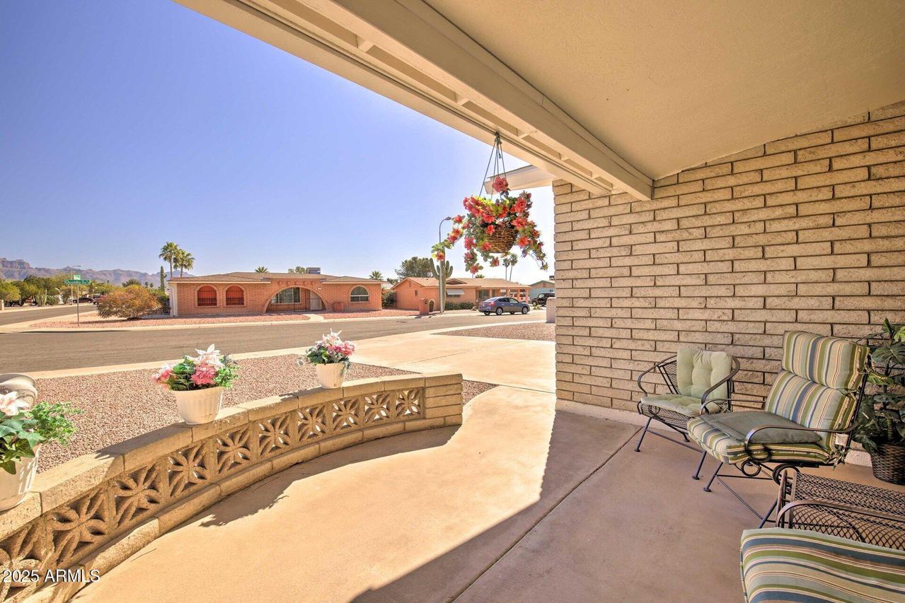 908 S Ocotillo Dr., Apache Junction, AZ 85120