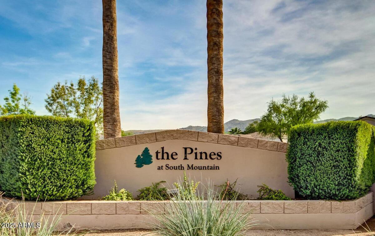 2023 E Valencia Dr., Phoenix, AZ 85042