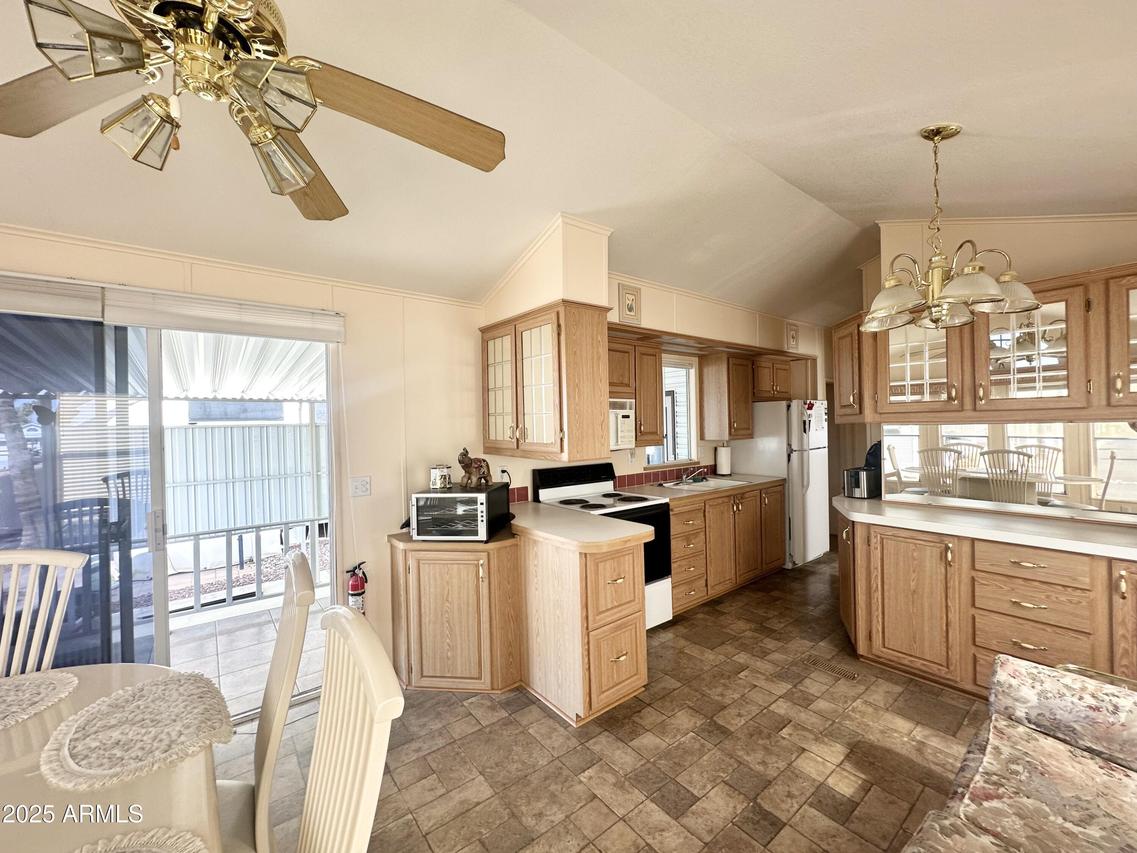 202 S Nightdigger Dr., Apache Junction, AZ 85119