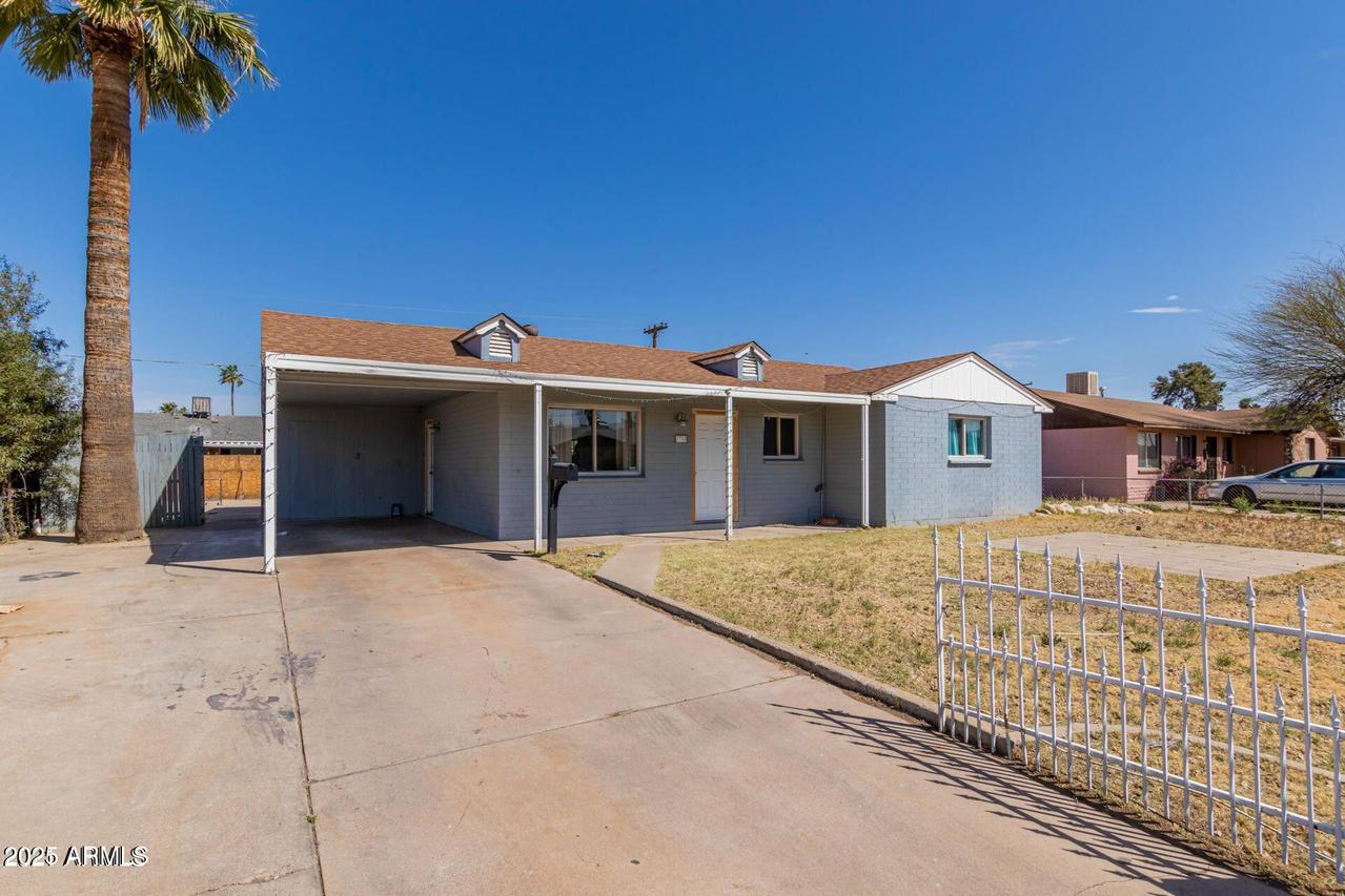 7750 W Clarendon Ave., Phoenix, AZ 85033