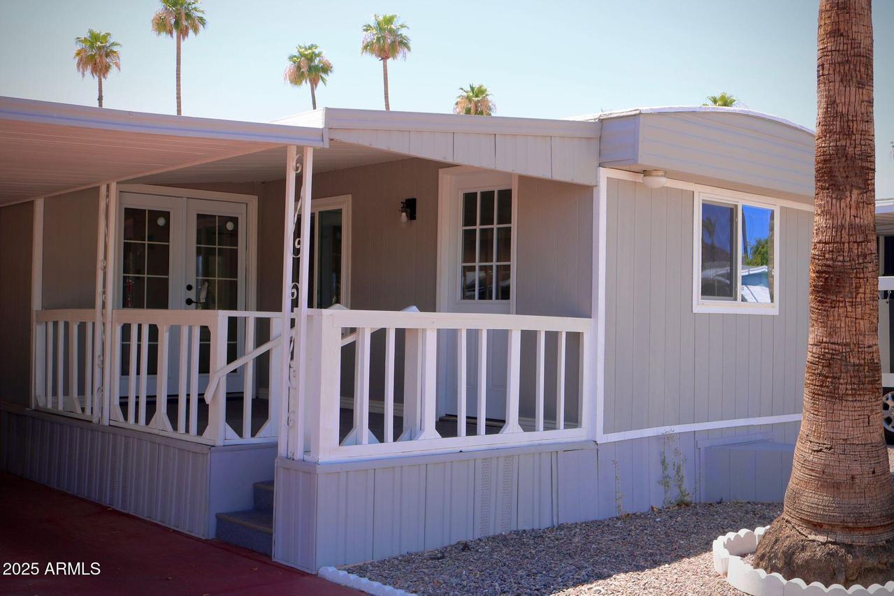 2050 W Dunlap Ave. #D52, Phoenix, AZ 85021