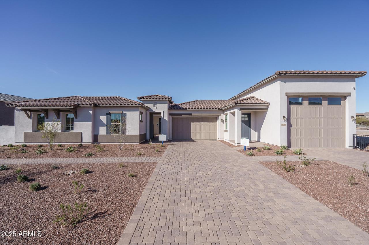 43720 N Acadia Way, New River, AZ 85087