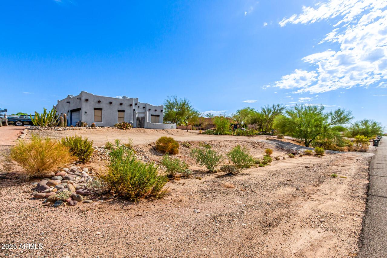 19810 W Minnezona Ave., Litchfield Park, AZ 85340