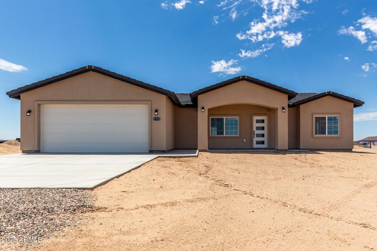 37131 W Raymond St., Tonopah, AZ 85354