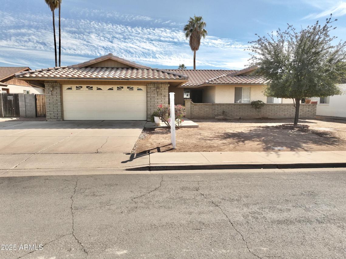 1455 W Posada Ave., Mesa, AZ 85202