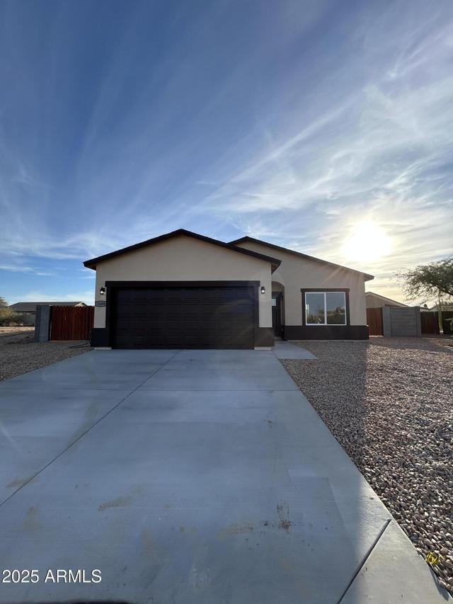 15494 S Kline Pl., Arizona City, AZ 85123