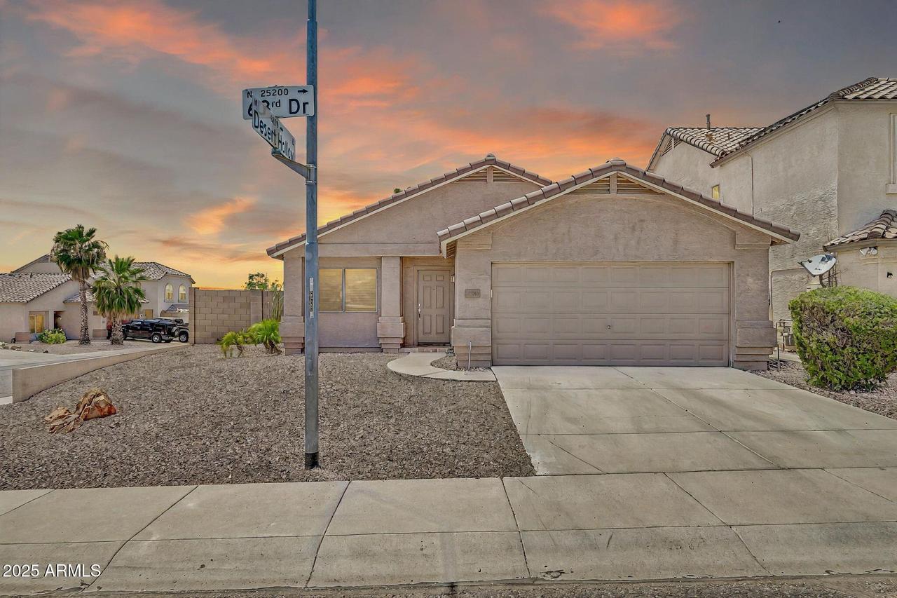 25218 N 63rd Dr., Phoenix, AZ 85083