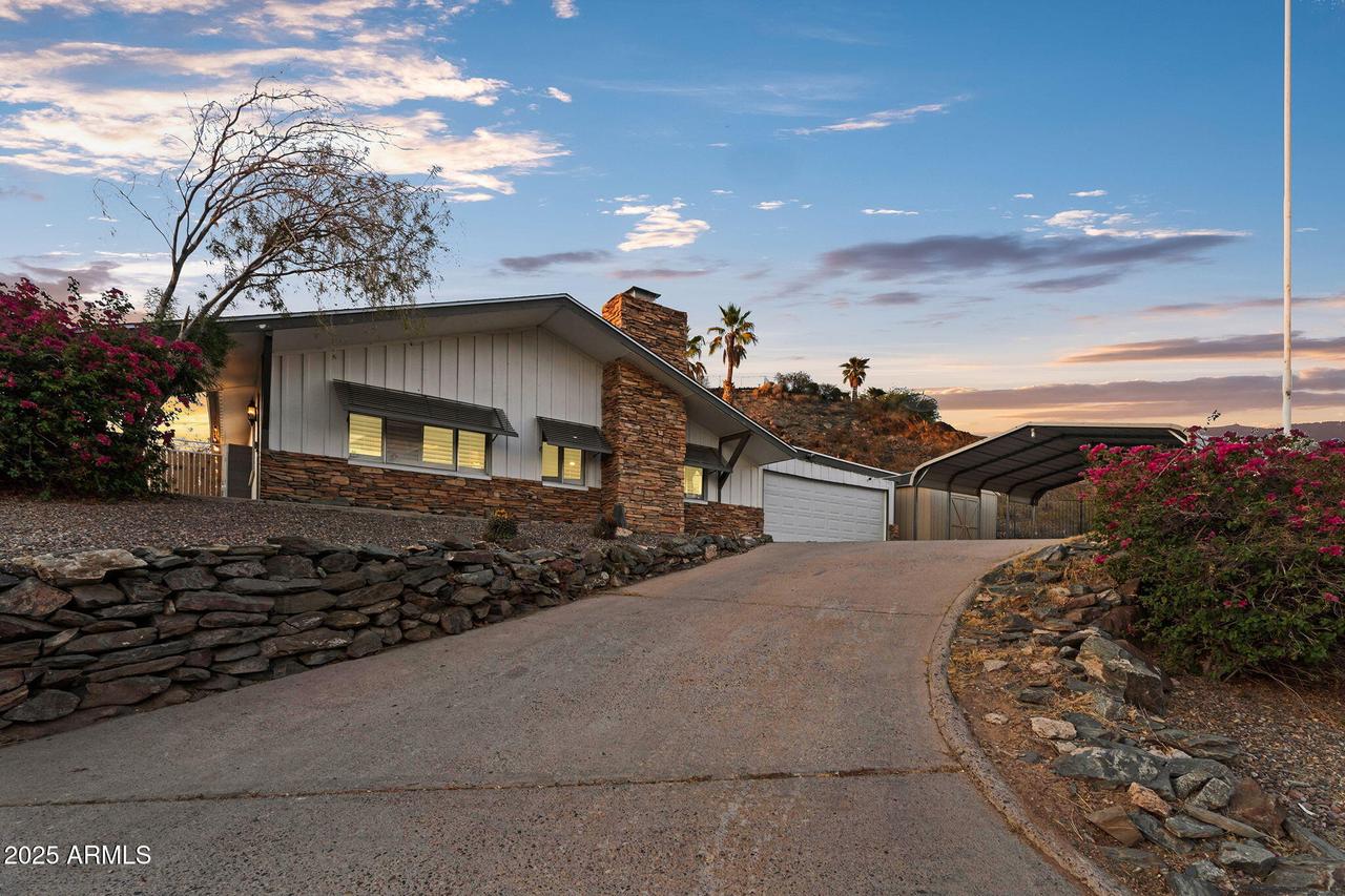 1036 E Butler Dr., Phoenix, AZ 85020