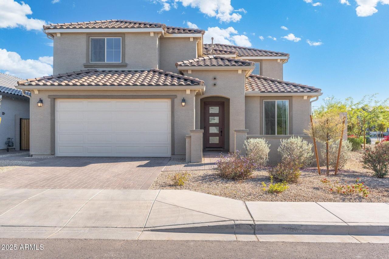 5803 N 88th Ln., Glendale, AZ 85305