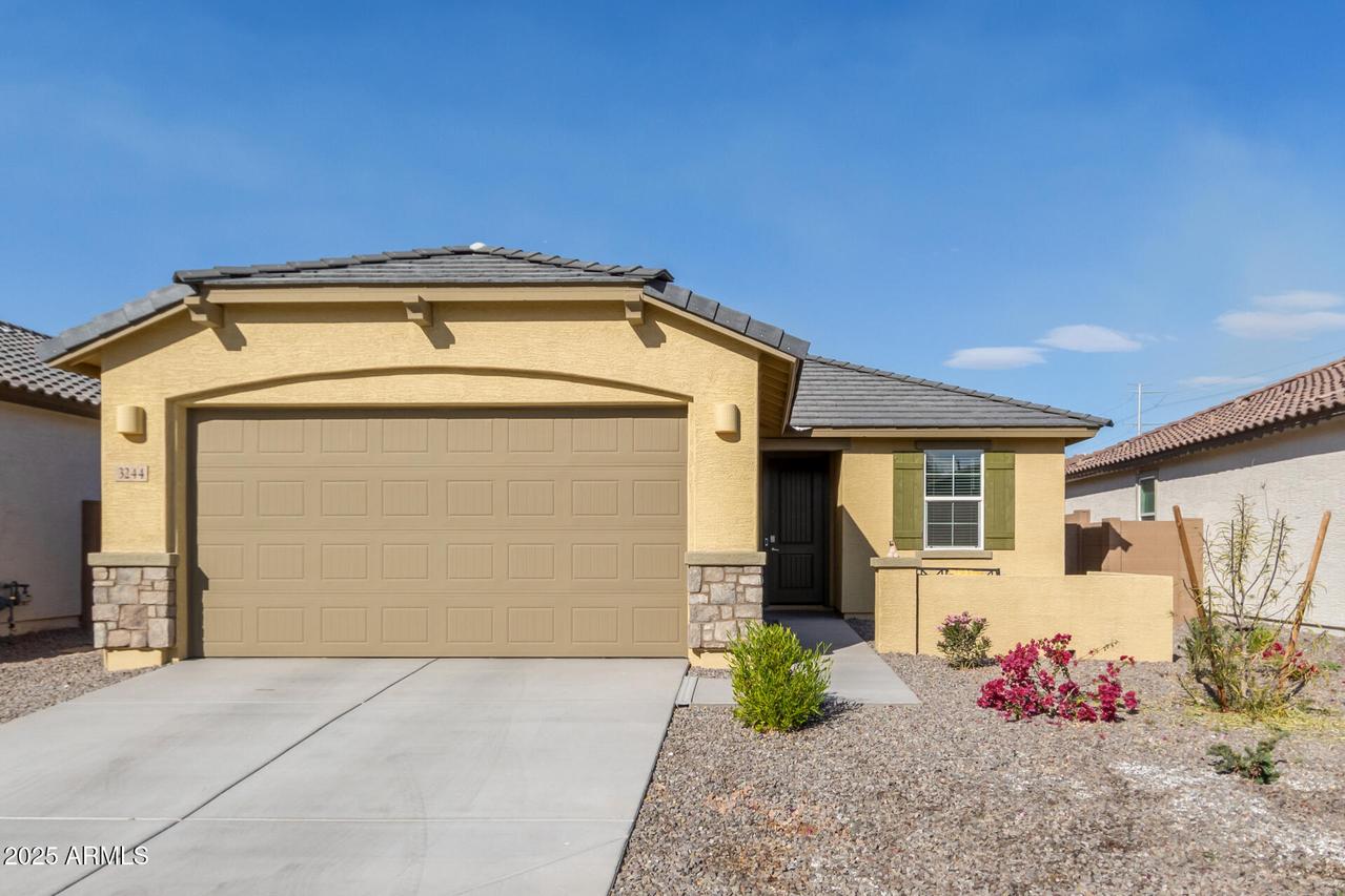 3244 W Cedar Ridge Rd., Phoenix, AZ 85083