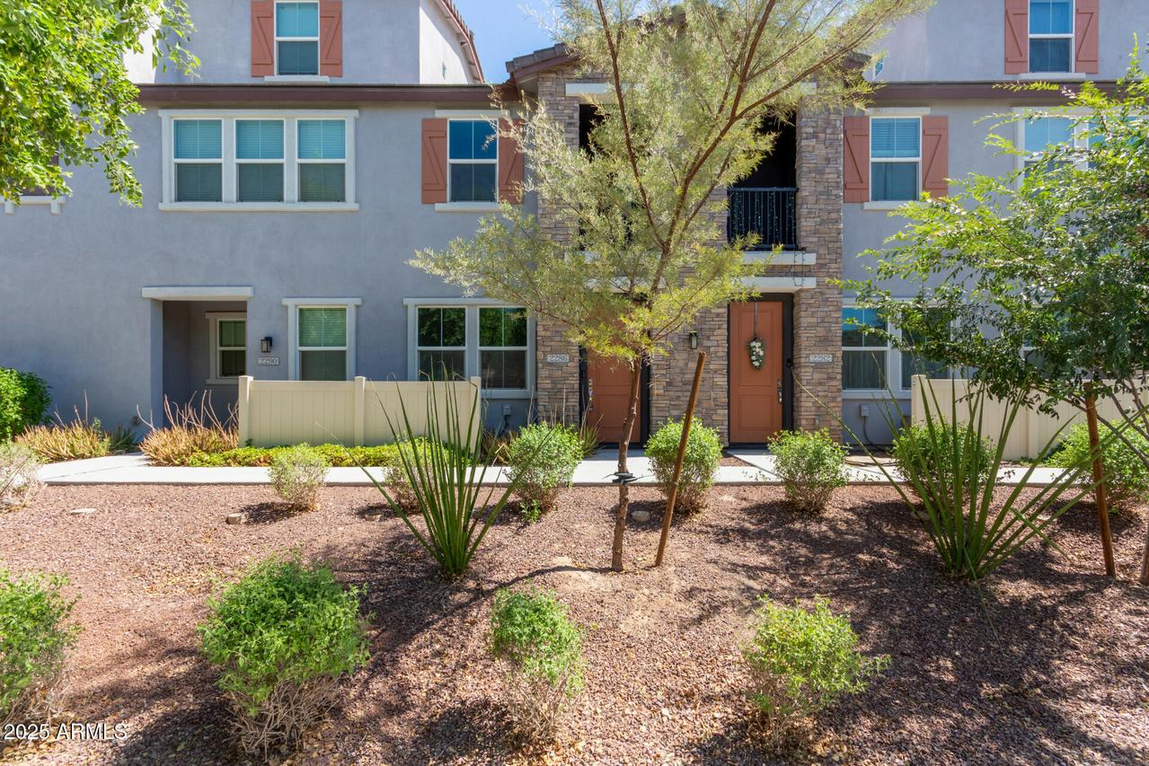 2286 E Hidalgo Ave., Phoenix, AZ 85040