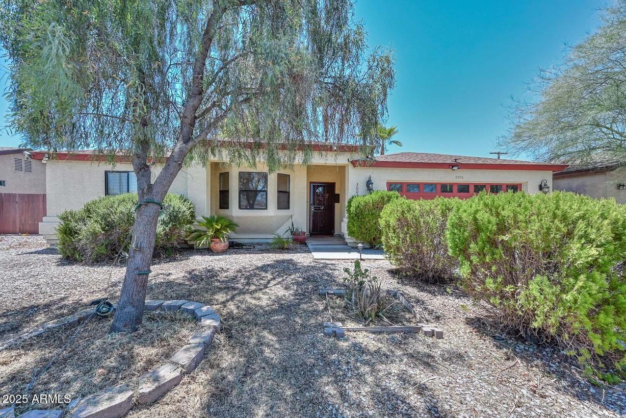 3005 E Danbury Rd., Phoenix, AZ 85032