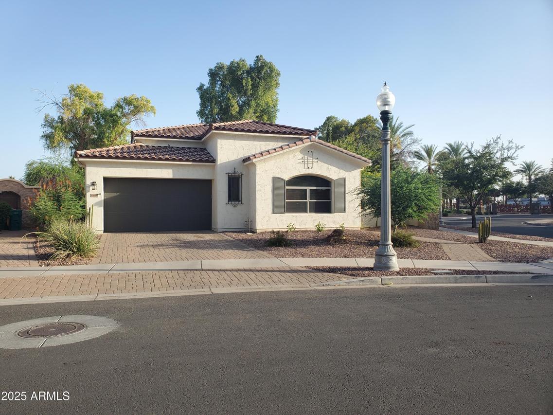14659 W Hidden Terrace Loop, Litchfield Park, AZ 85340