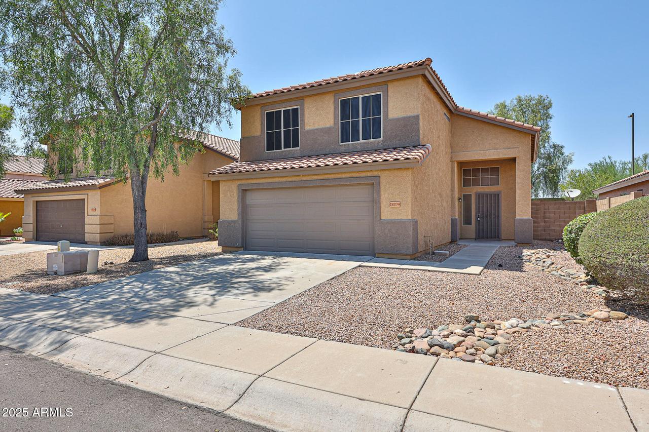 18204 N Skyhawk Dr., Surprise, AZ 85374