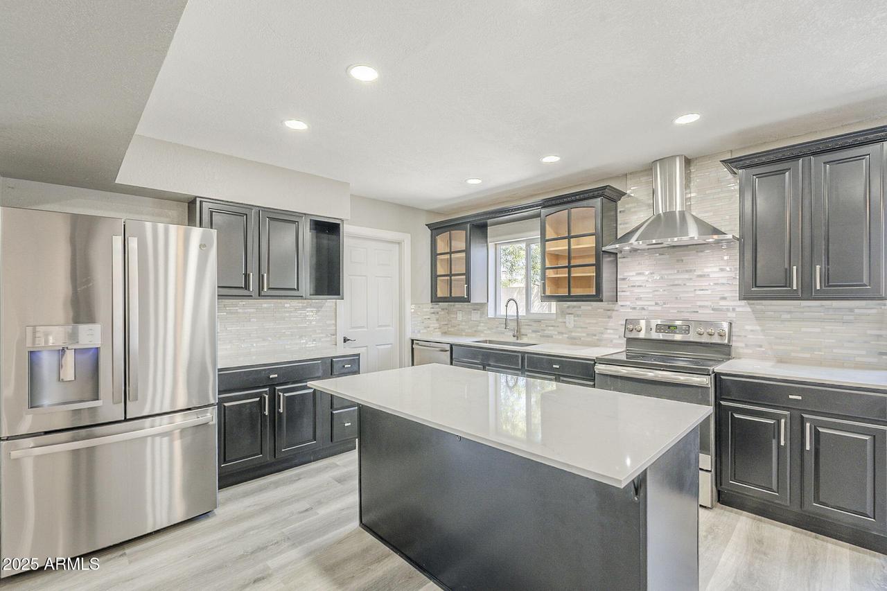 16216 N 47th Ave., Glendale, AZ 85306