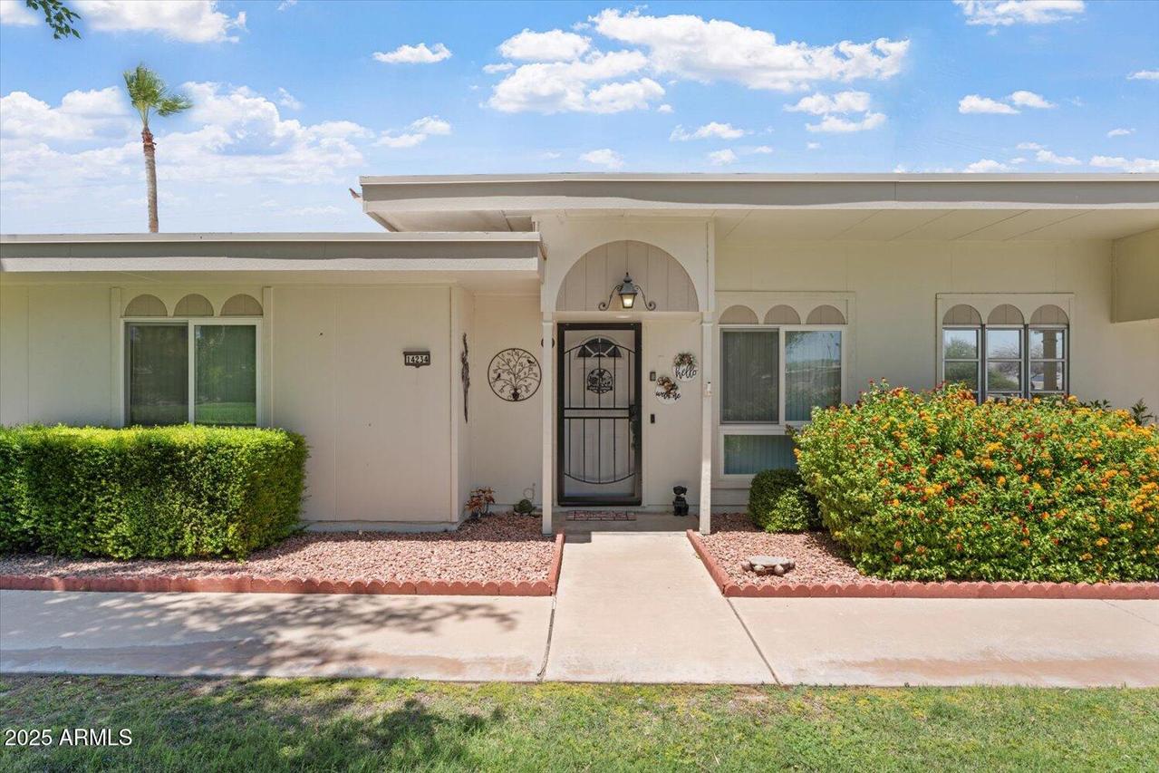 14234 N Newcastle Dr., Sun City, AZ 85351