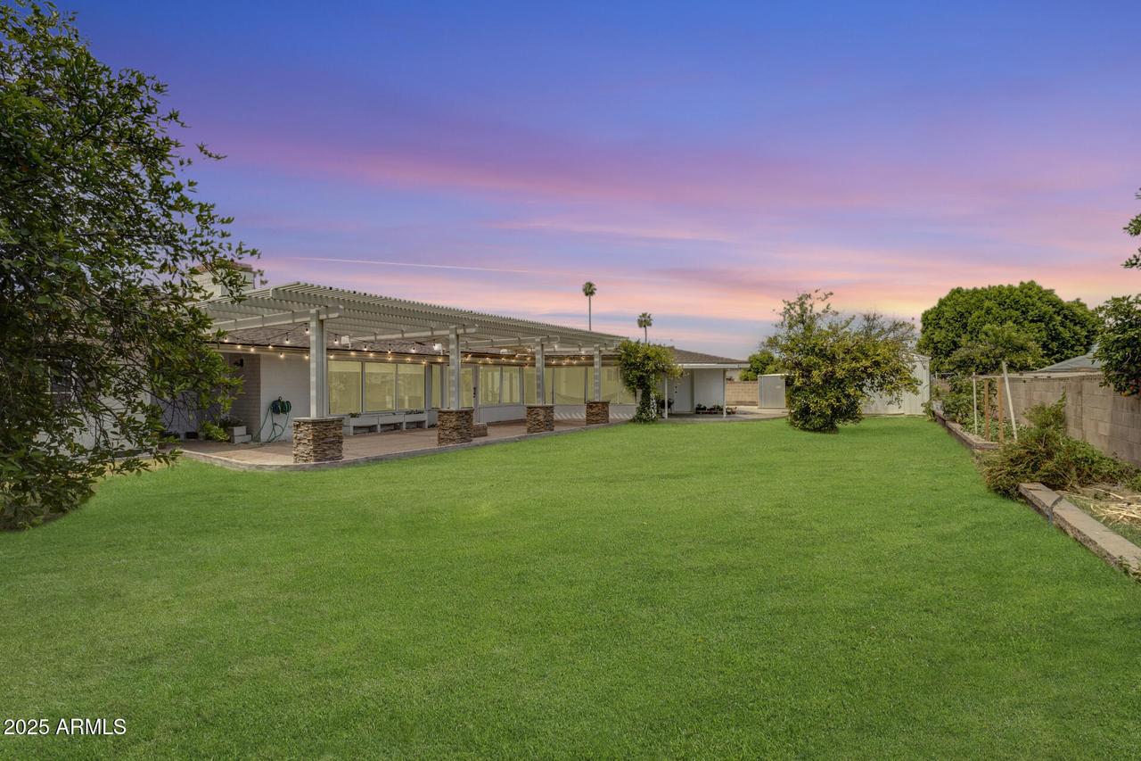 1834 E Glencove St., Mesa, AZ 85203