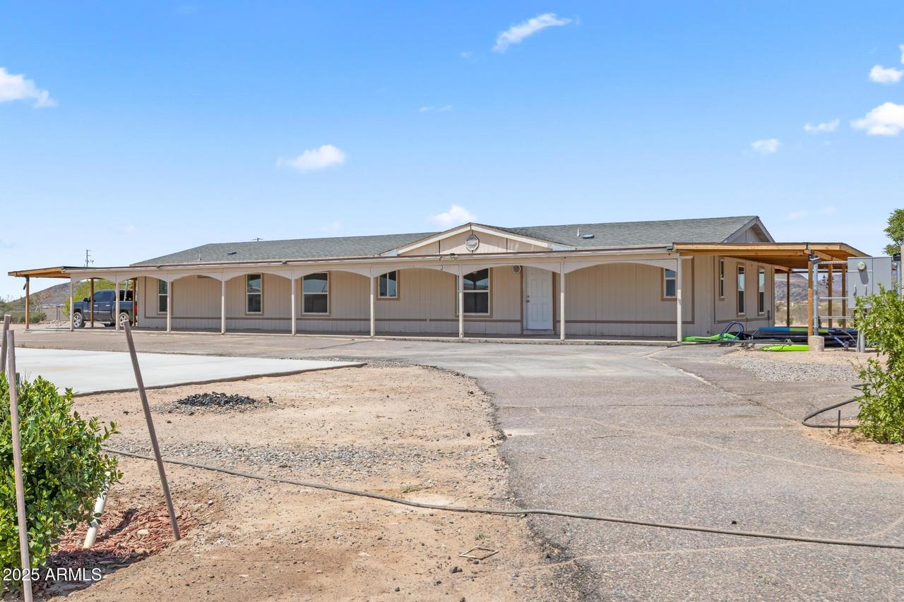 1417 S 377th Ave., Tonopah, AZ 85354