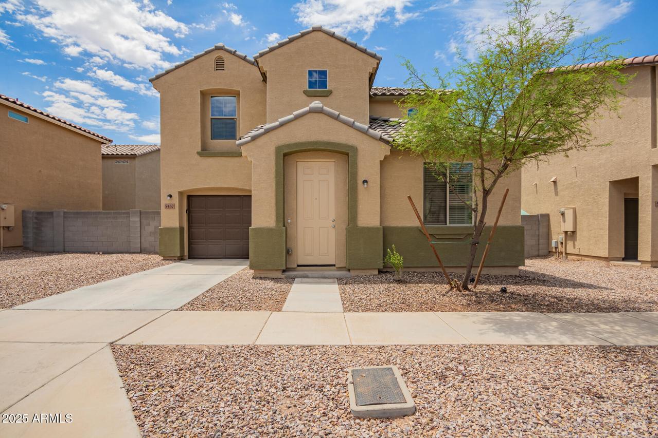 5437 W Albeniz Pl., Phoenix, AZ 85043