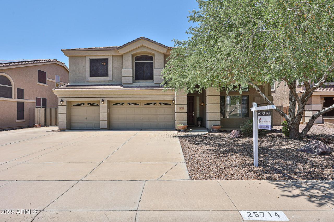 25714 N 70th Ln., Peoria, AZ 85383