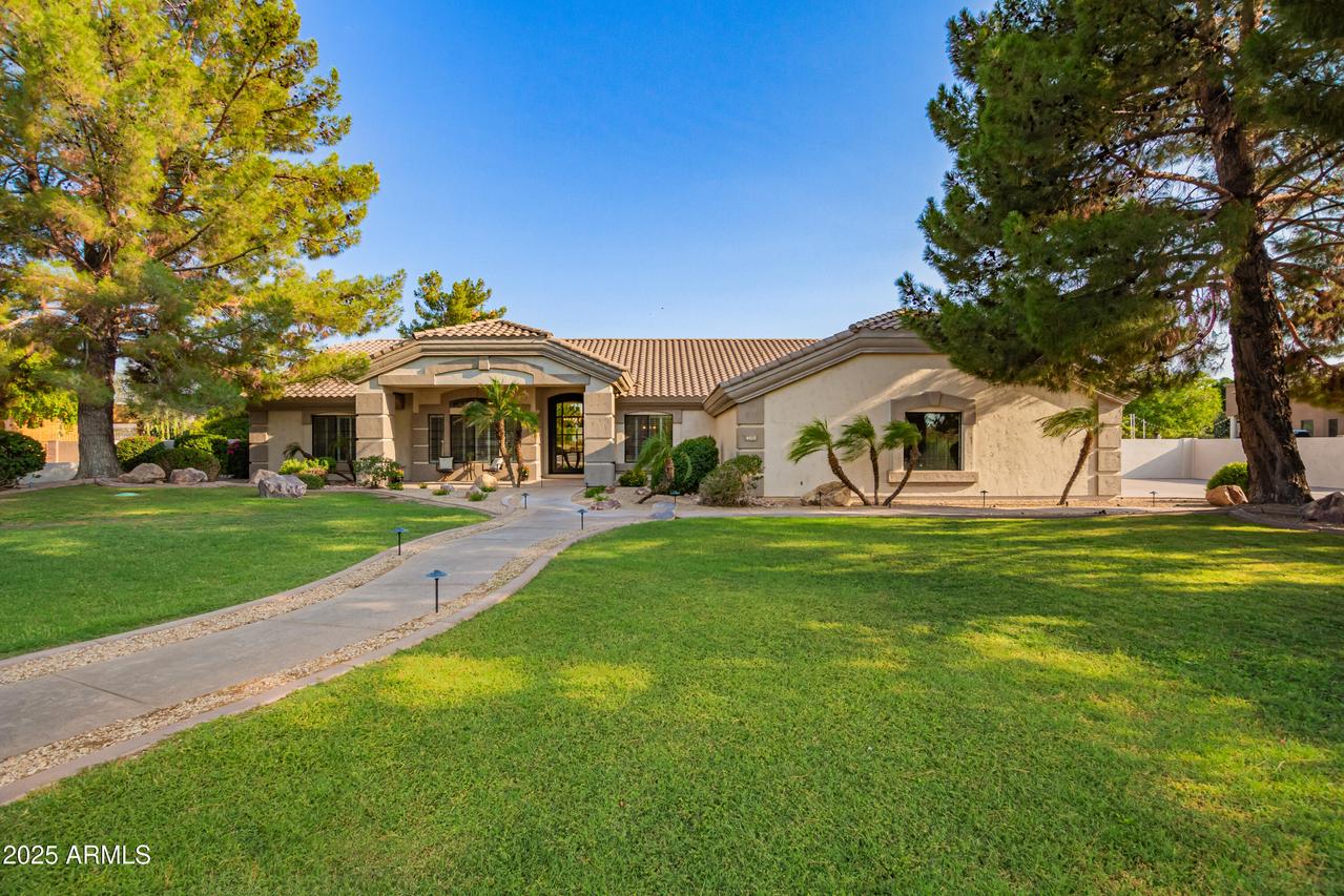 9613 W Camino De Oro, Peoria, AZ 85383