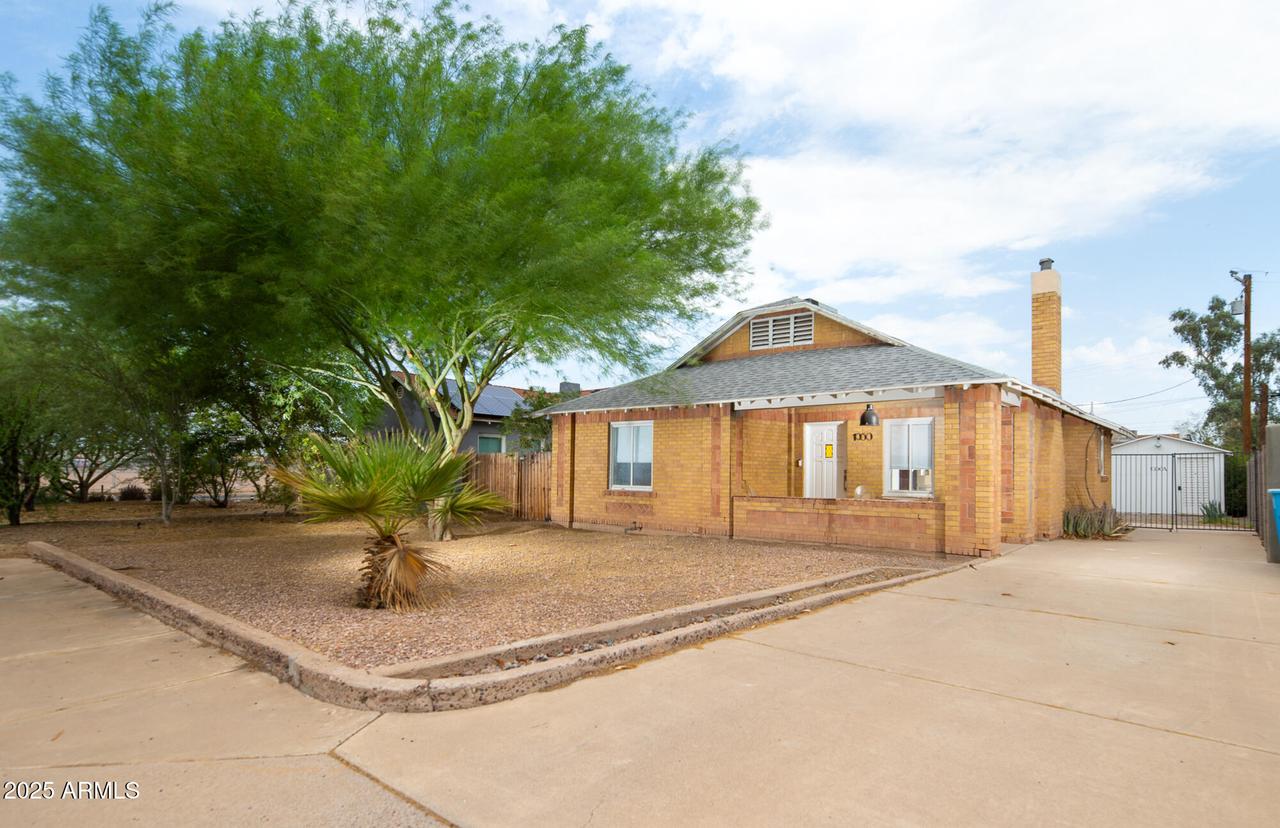 1950 W Palm Ln., Phoenix, AZ 85009