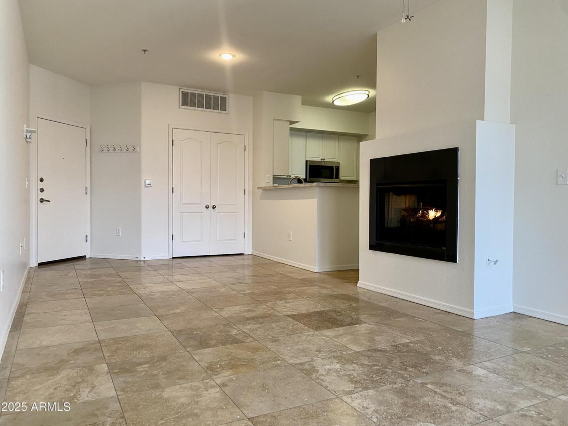 1701 E Colter St. #429, Phoenix, AZ 85016