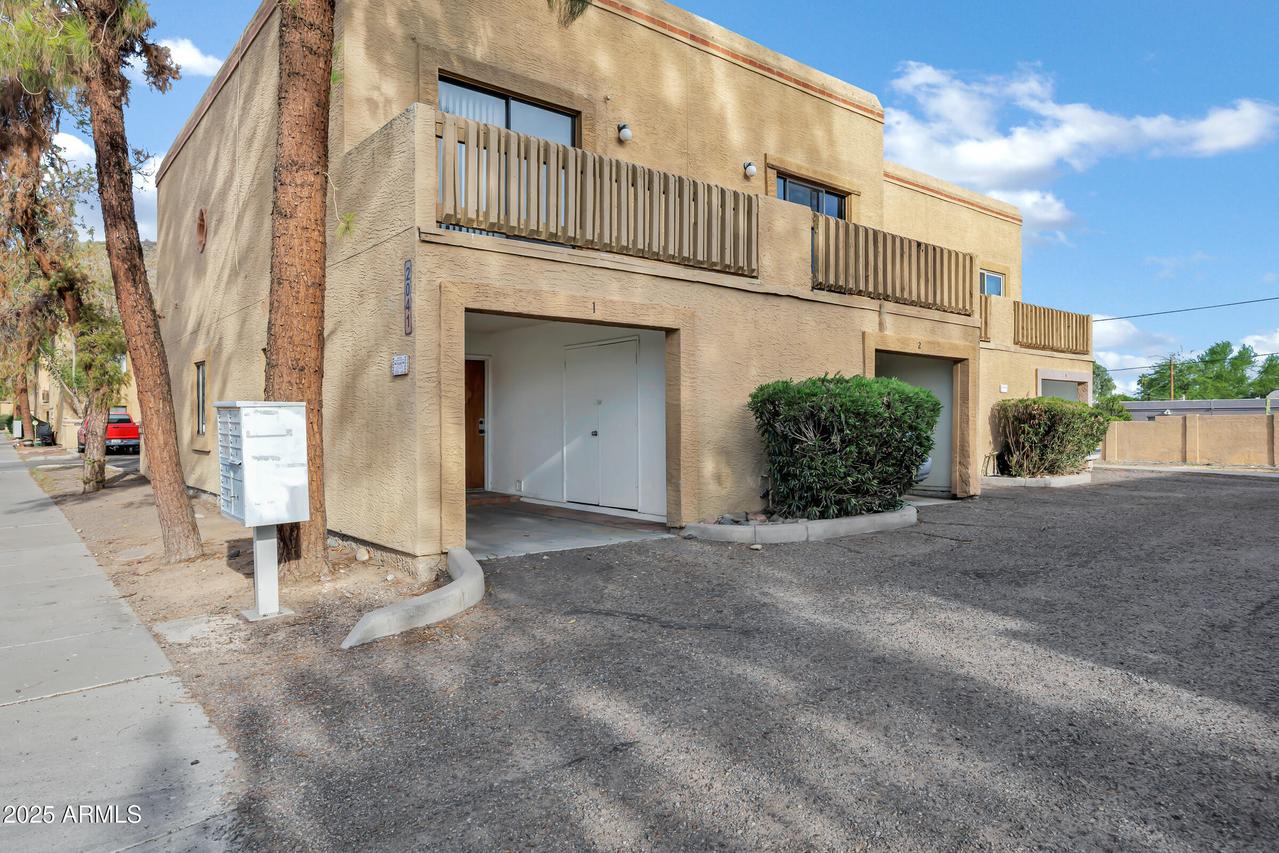 2041 W Bloomfield Rd. #1, Phoenix, AZ 85029