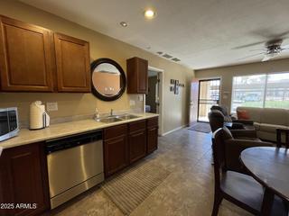 1440 N Idaho Rd. #1095, Apache Junction, AZ 85119
