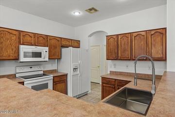 381 N Bell Pl., Chandler, AZ 85225