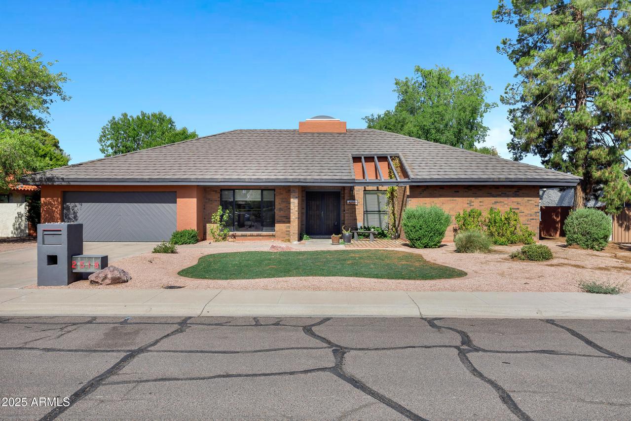 2518 S Forest Ave., Tempe, AZ 85282