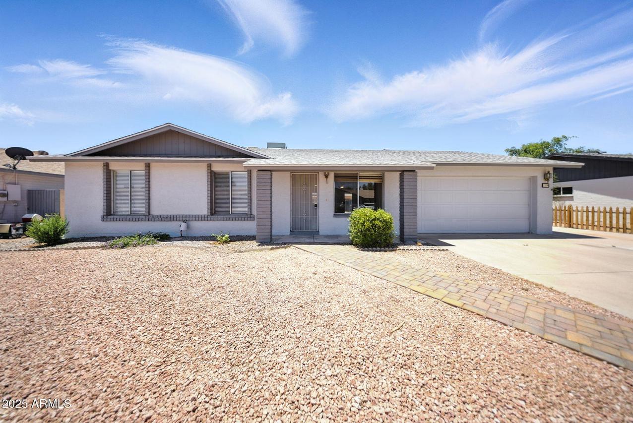 2156 S Emerson, Mesa, AZ 85210
