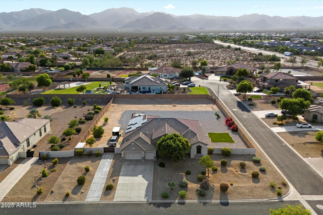 10420 N Erin Ct., Waddell, AZ 85355