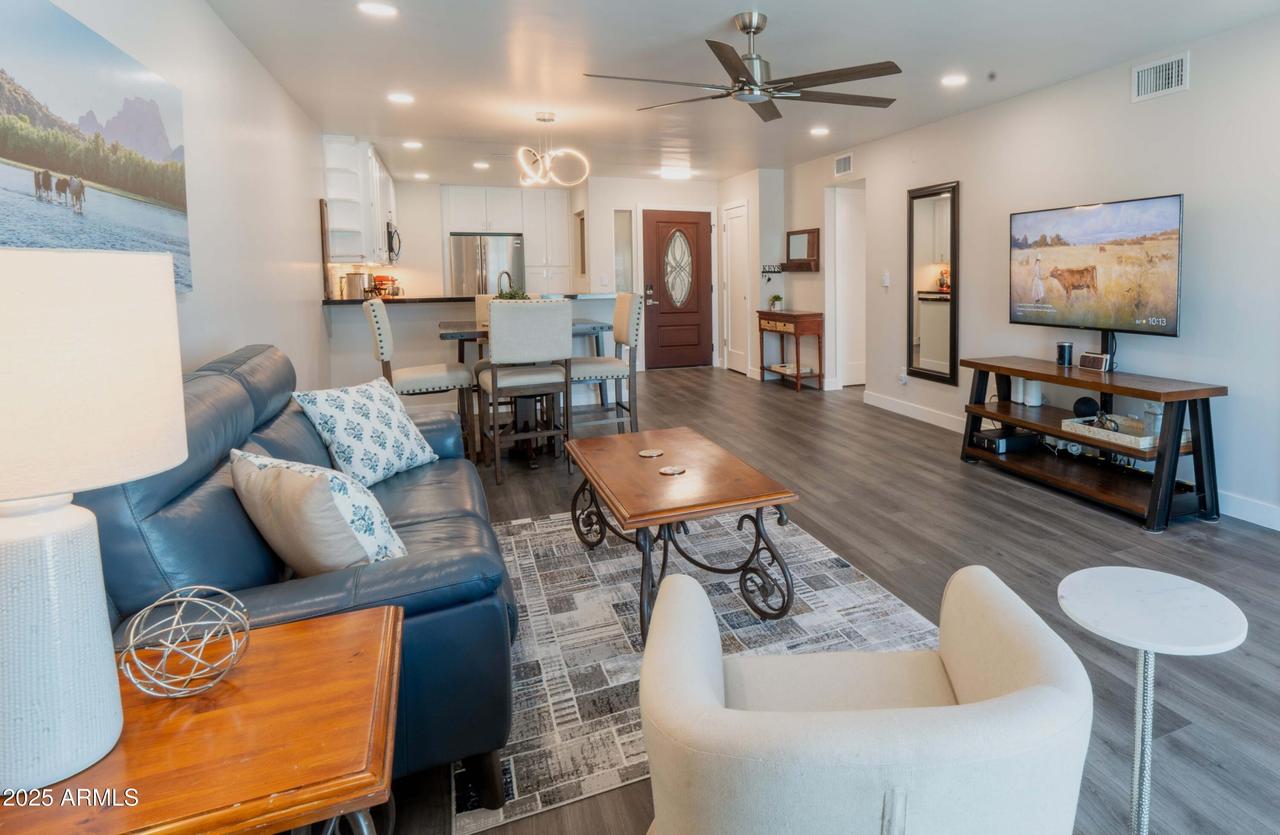 1320 E Susan Ln., Tempe, AZ 85288