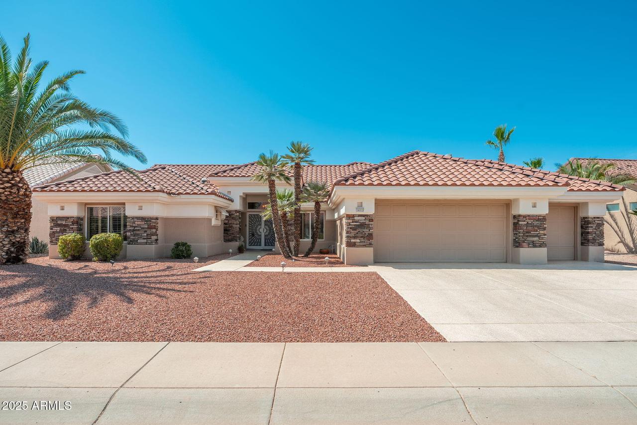 14313 W Robertson Dr., Sun City West, AZ 85375
