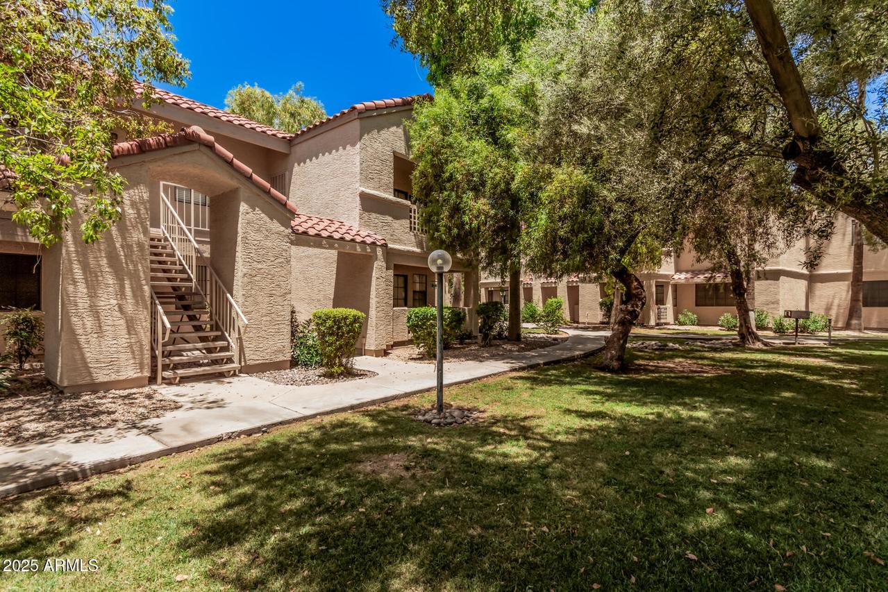 2855 S Extension Rd. #222, Mesa, AZ 85210